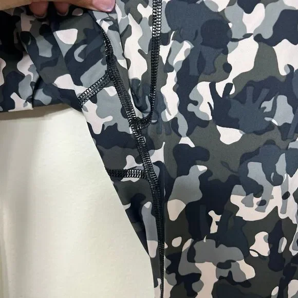 Sweaty Betty Zero Gravity Elephant Camo Leggings XL Women Rare